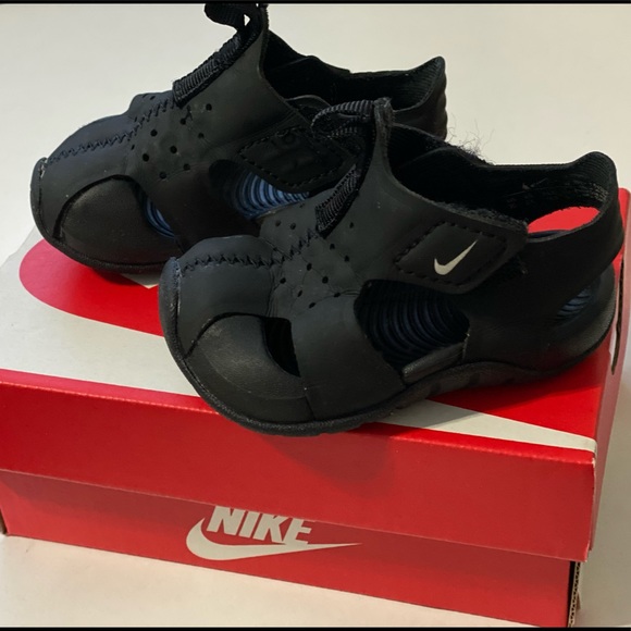 nike baby sandals
